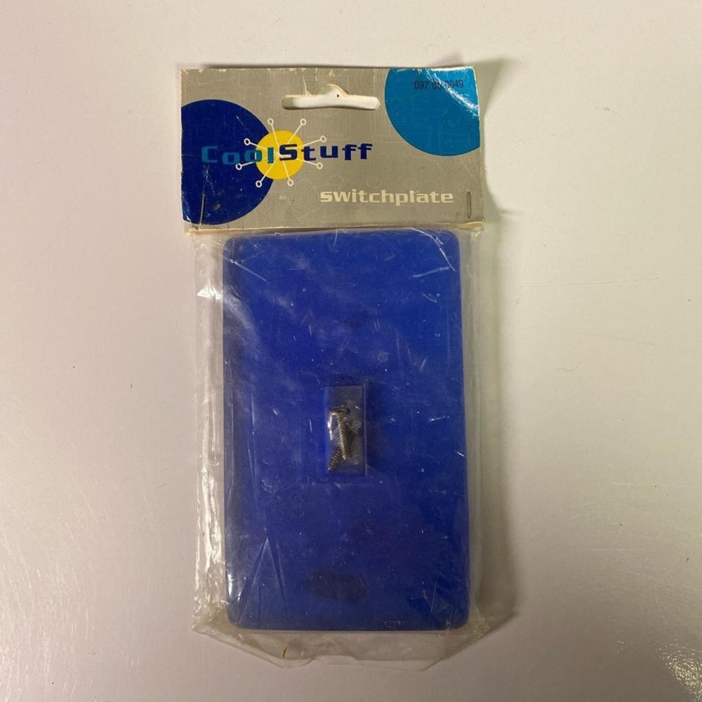 VTG 90s Y2K Blue Acrylic Light Switch Plate Cover With Hardware New/Old Stock